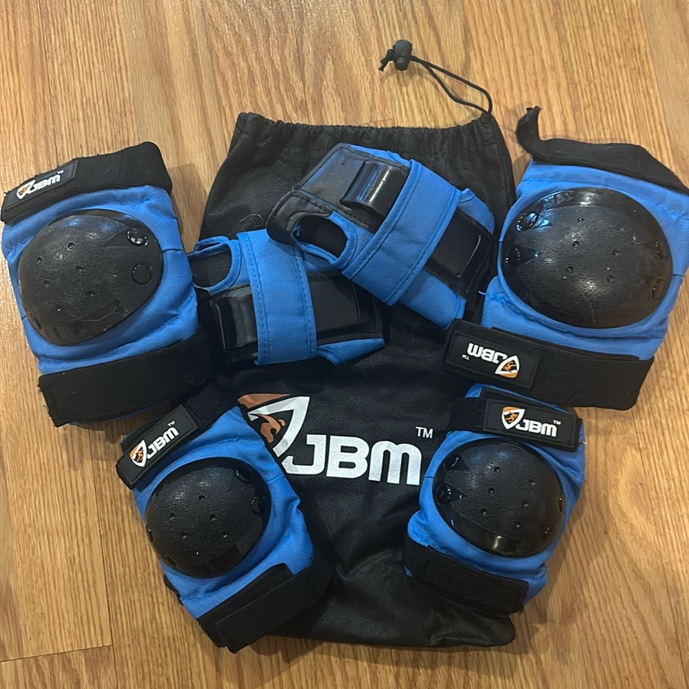 Protective padding set for kids